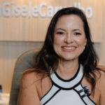 Dra. Gisele Carvalho: A médica que une ciência e acolhimento no cuidado hormonal