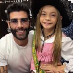 Mini Rainha Nacional do Rodeio 2026, Alycia Vitória Soares conquista elogios de Gusttavo Lima durante cobertura do Barretão 2026