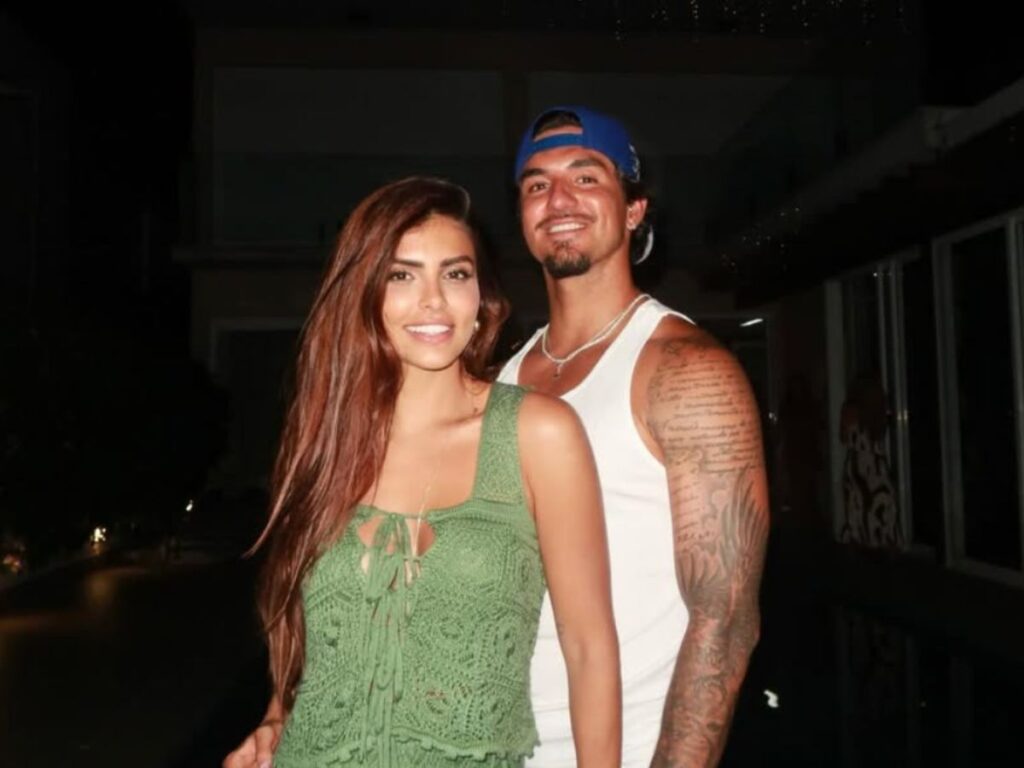 Gabriel-Medina-e-Isabella-Arantes.jpg